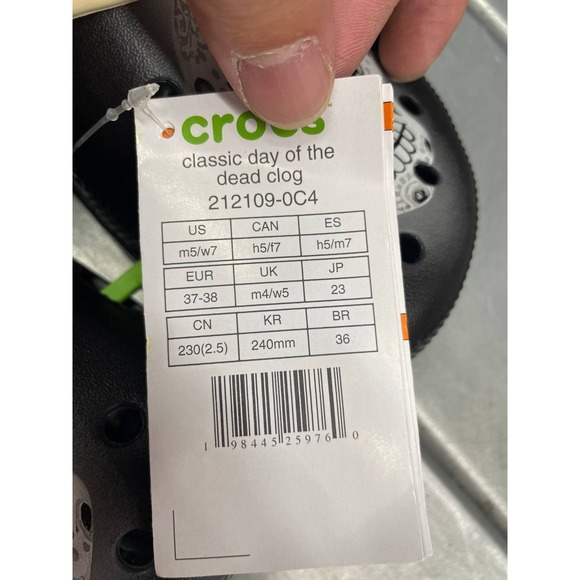 Crocs Day Of The Dead Clogs Womens 7 Black White Skull Floral Design - Picture 8 of 8